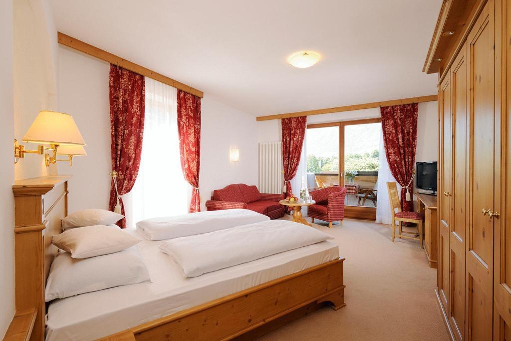 Hotel Garni Partaneshof Merano Esterno foto
